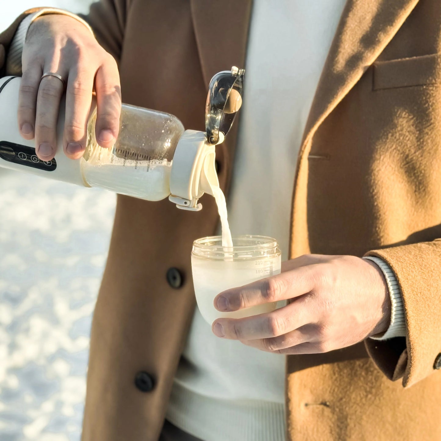 CozySip- Portable baby bottle, water and milk warmer